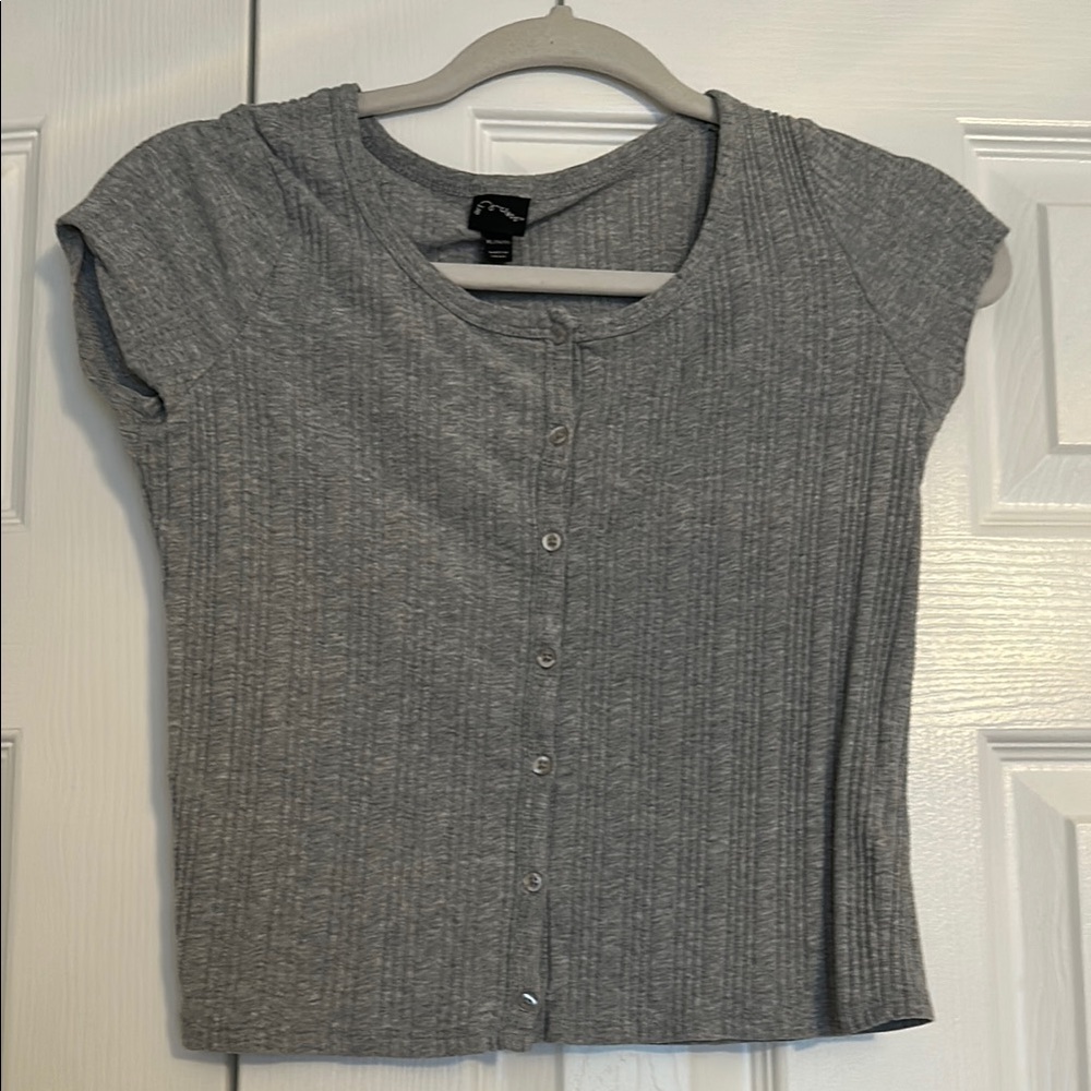 Art Class Heather Gray Button-Down Women's Top